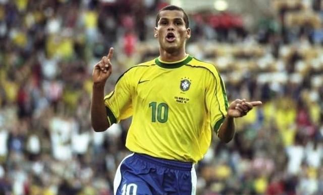 撕开缝隙 撕开缝隙