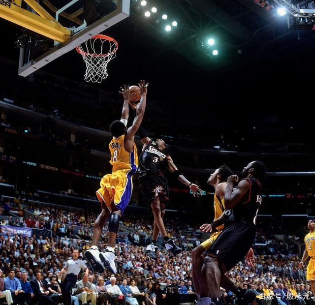 后卫共享控 后卫共享控